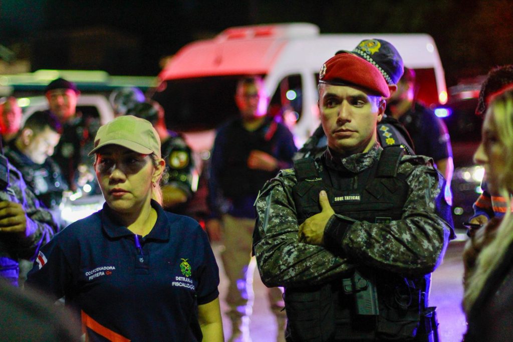 Forças de Segurança mobilizam efetivo em operação de combate a adegas irregulares na zona leste de Manaus Portal Informe Digital OPERACAO ADEGAS ZONALESTE FOTOS VICTOR LEVY SSP 1 1024x682 1