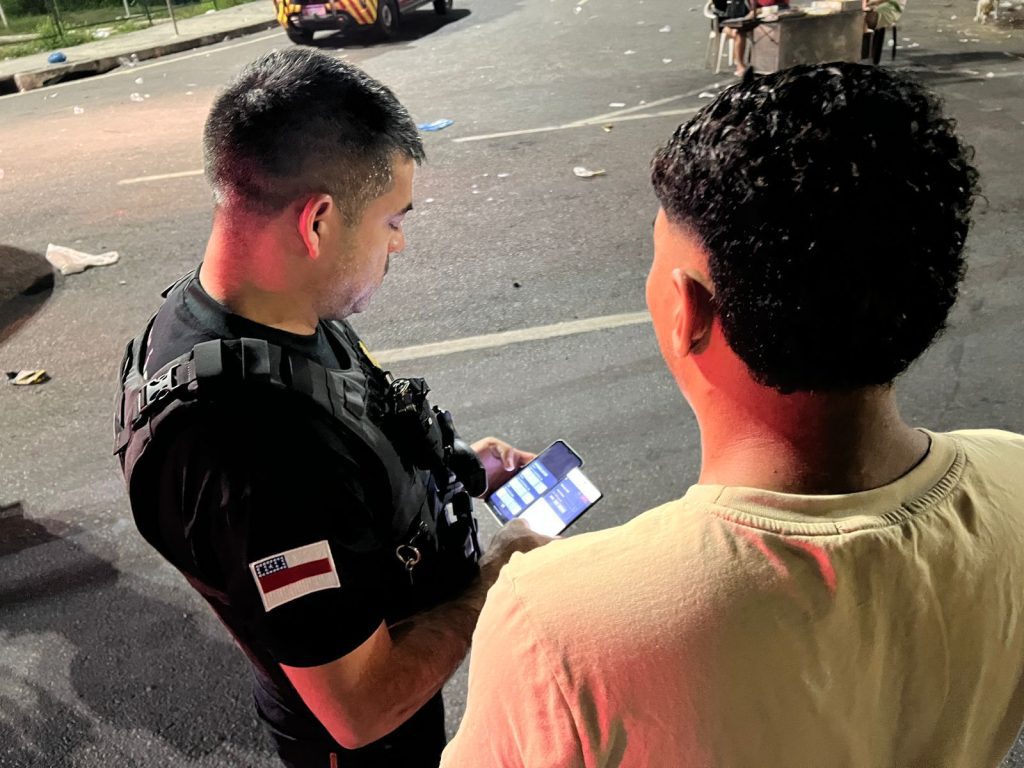 Forças de Segurança mobilizam efetivo em operação de combate a adegas irregulares na zona leste de Manaus Portal Informe Digital OPERACAO ADEGAS ZONALESTE FOTOS VICTOR LEVY SSP 7 1024x768 1