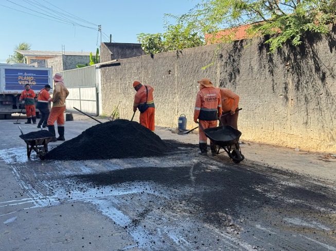 Infraestrutura viária da comunidade Bairro Novo é reforçada Portal Informe Digital Obras 4