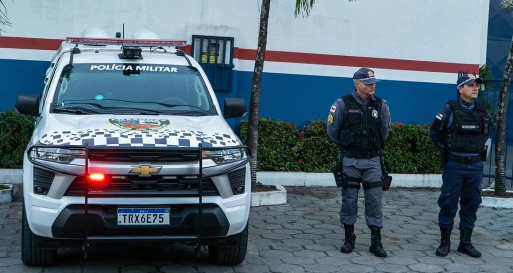 Novas viaturas e motocicletas da Polícia Militar do Amazonas já operam em Manaus e reforçam policiamento ostensivo Portal Informe Digital PMAM NOVA VIATURA FOTO ANTONIO FAUSTINO SECOM 1024x546 1