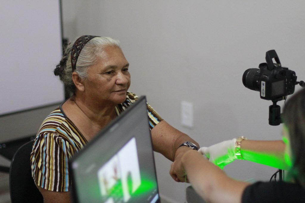 Carteira de Identidade Nacional passa a ser emitida de forma on-line em Manaquiri Portal Informe Digital SSP AM CIN MANAQUIRI DALVA PEREIRA FOTOS VICTOR LEVY SSP AM 03 1024x682 1