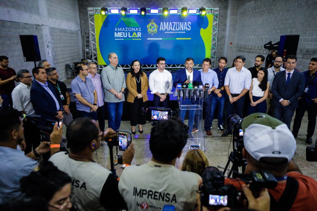 Governo do Amazonas amplia acesso à casa própria com subsídios do Amazonas Meu Lar Portal Informe Digital Secom Feirao Amazonas Meu Lar Fotos Arthur Castro 1 1024x683 1