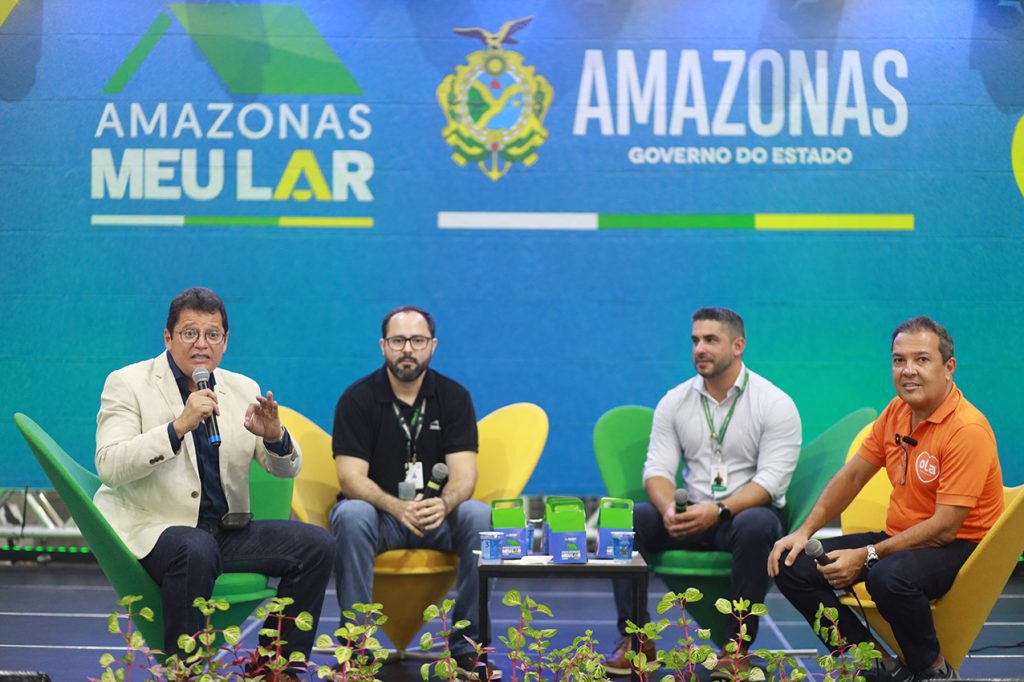 Com recorde de R$ 282 milhões em vendas, 2º Feirão Amazonas Meu Lar contempla 1,2 mil famílias para aquisição de moradia Portal Informe Digital UGPE TALKSHOW SOBRE MORADIA NO FEIRA771 O AMAZONAS MEU LAR FOTO TIAGO CORREA 01 1024x682 1