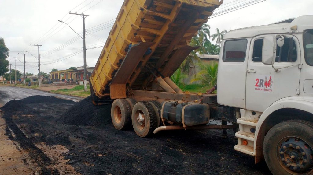 Seinfra avança com a pavimentação do sistema viário de Urucurituba Portal Informe Digital WhatsApp Image 2025 07 22 at 133250 1024x575 1