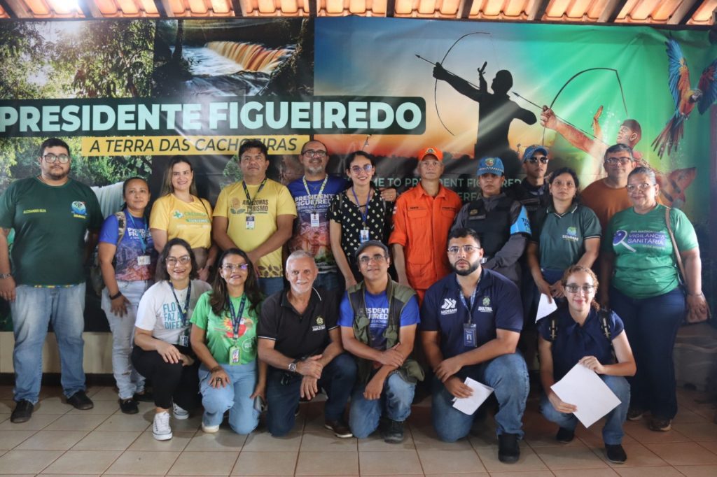 Amazonastur promove ação integrada de ordenamento e capacitação turística em Presidente Figueiredo Portal Informe Digital WhatsApp Image 2025 07 22 at 153651 1 1024x682 1
