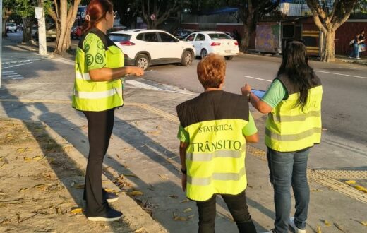 Antes de decidir sobre a rua do Congresso, Prefeitura mede comportamento do tráfego no centro
